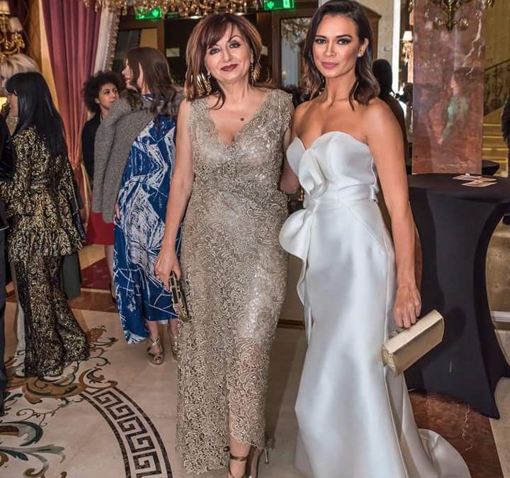 Rochiile Ellis Luxury au strălucit la OK! Designers on the Red Carpet