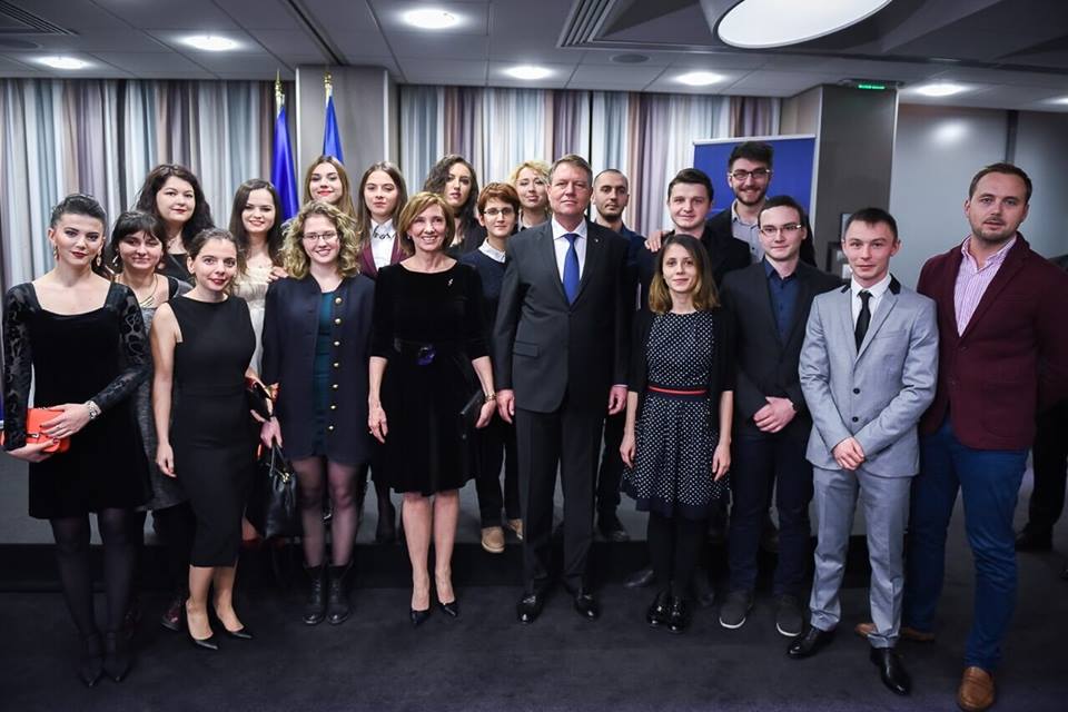 Carmen Iohannis, într-o rochie ELLIS, la Strasbourg