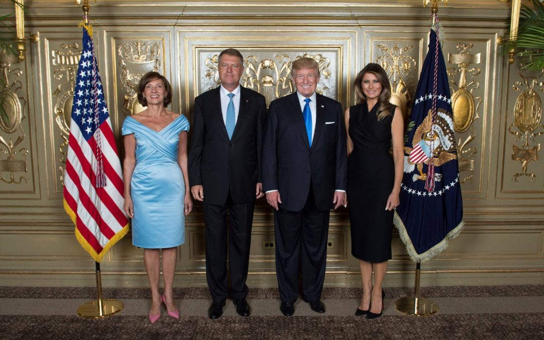 Carmen Iohannis, într-o nouă ţinută semnată Eli Lăslean, la New York